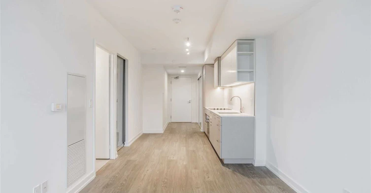 2616-19 Western Battery Road, Toronto, ON, M6K 0E3 - 3