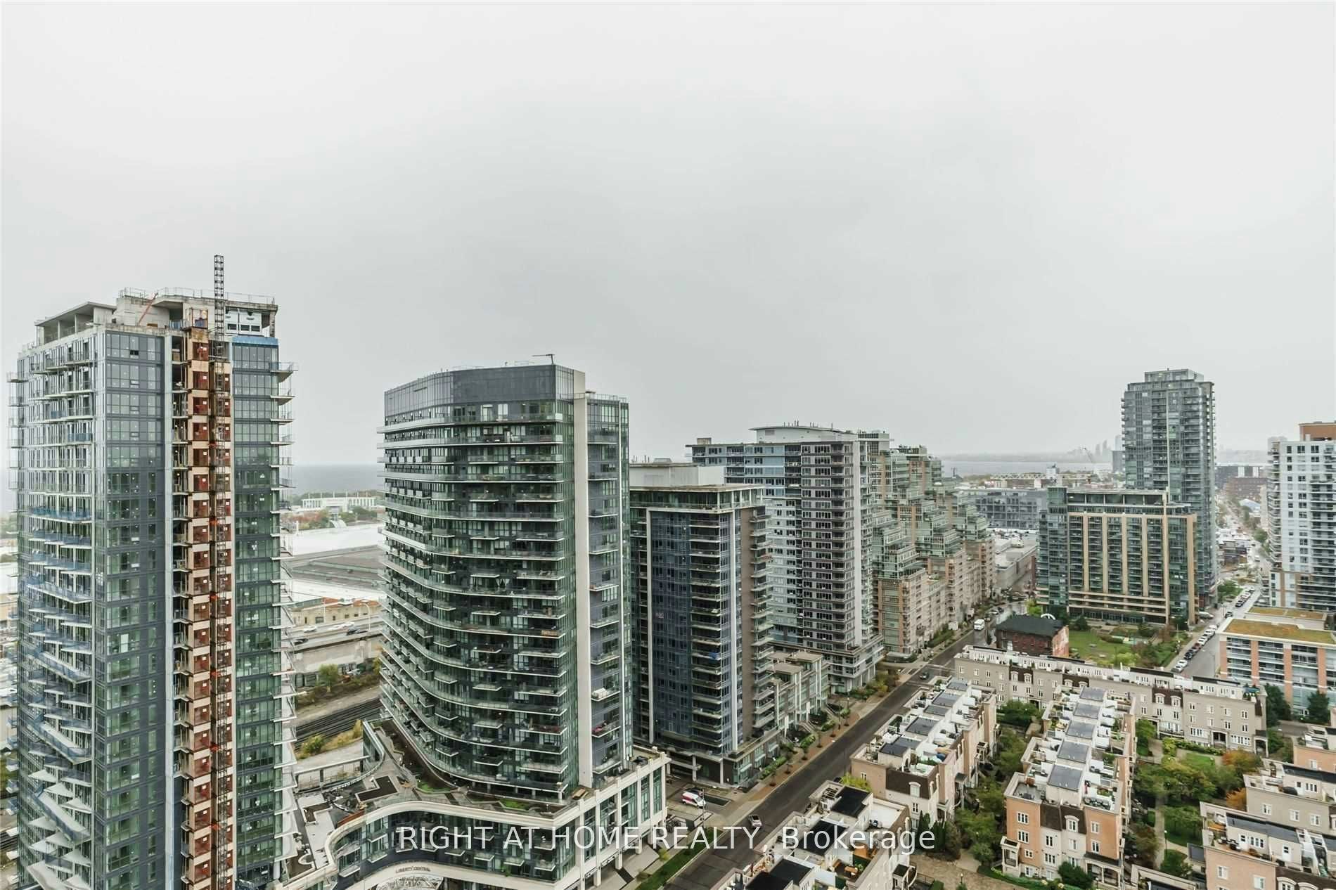 2616-19 Western Battery Road, Toronto, ON, M6K 0E3 - 13