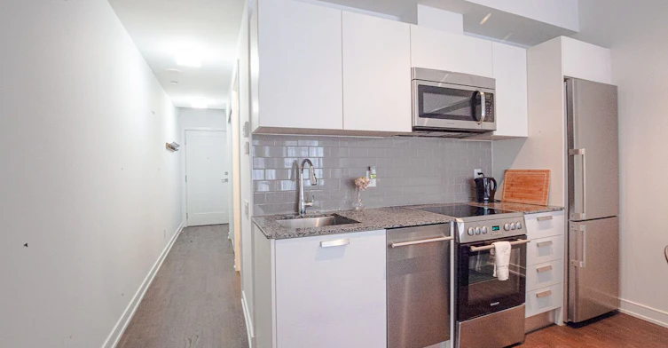 407-57 St Joseph Street, Toronto, ON, M5S 0C5 - 6