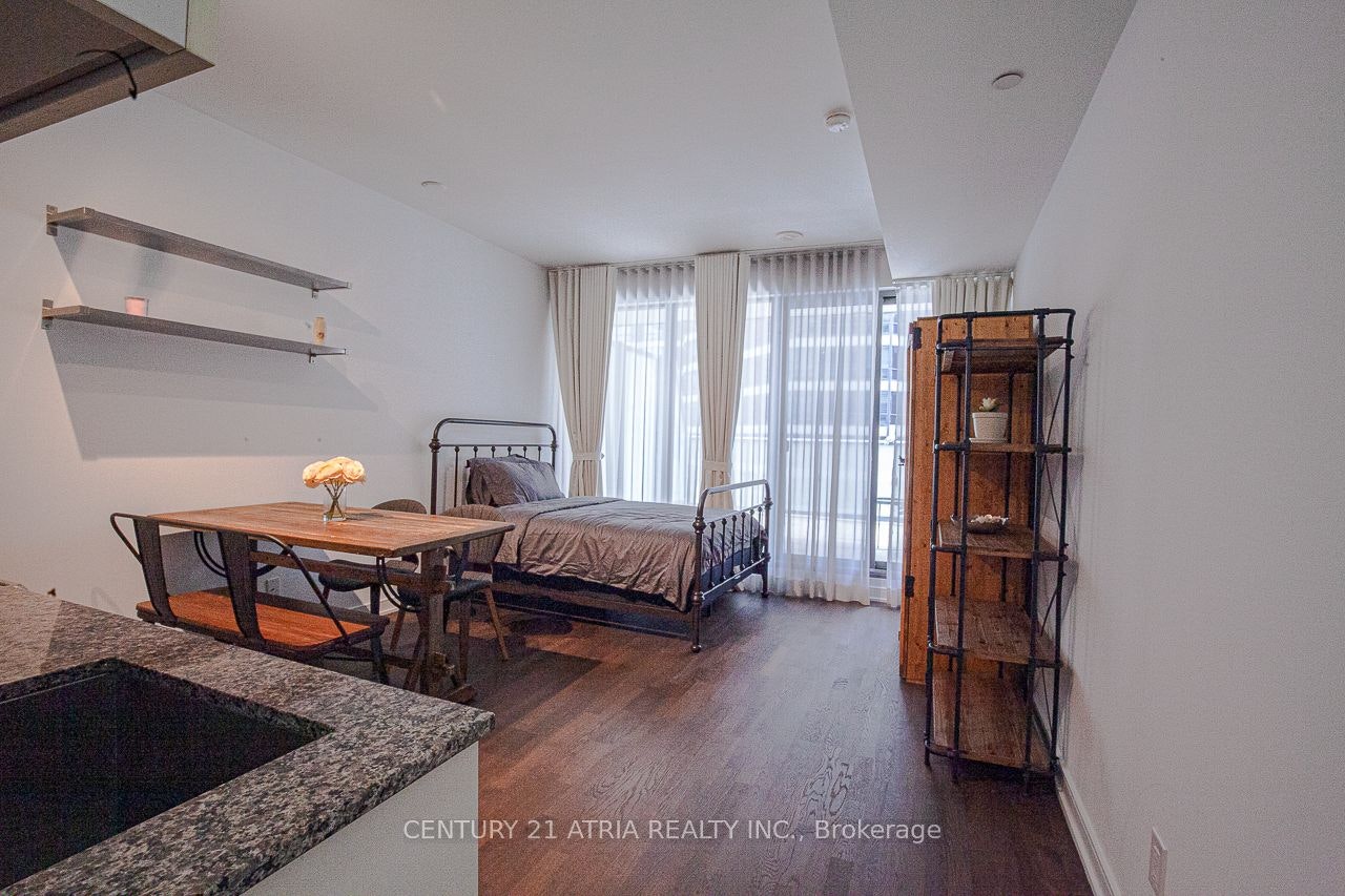 407-57 St Joseph Street, Toronto, ON, M5S 0C5 - 4