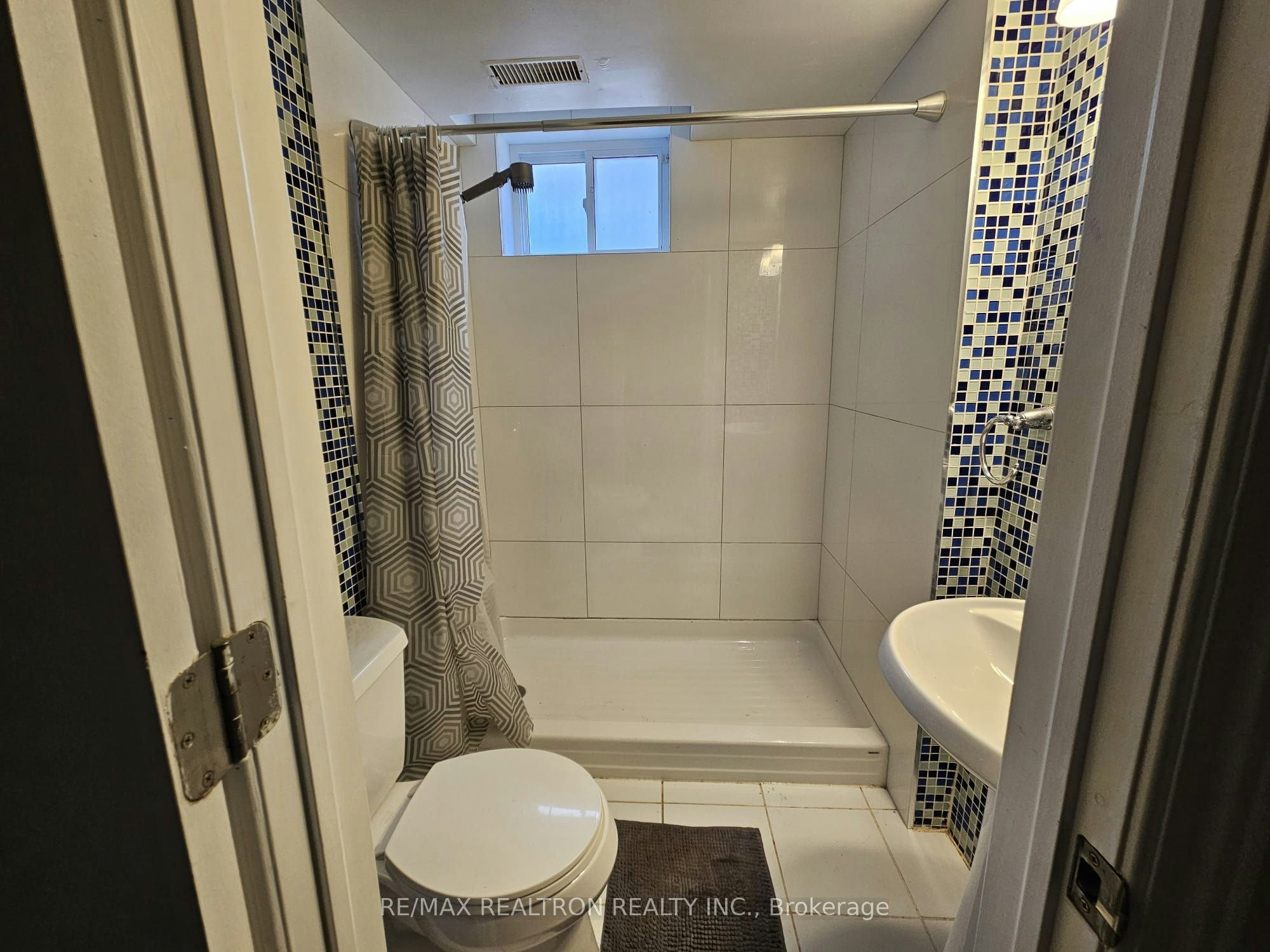 Basem-126 Brahms Avenue, Toronto, ON, M2H 1H8 - 14