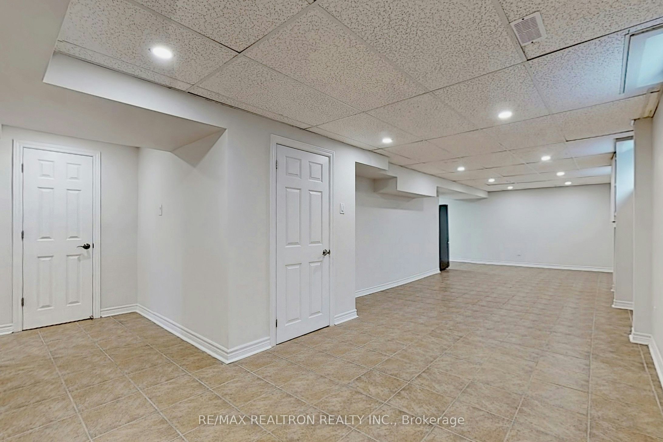 Basem-126 Brahms Avenue, Toronto, ON, M2H 1H8 - 4
