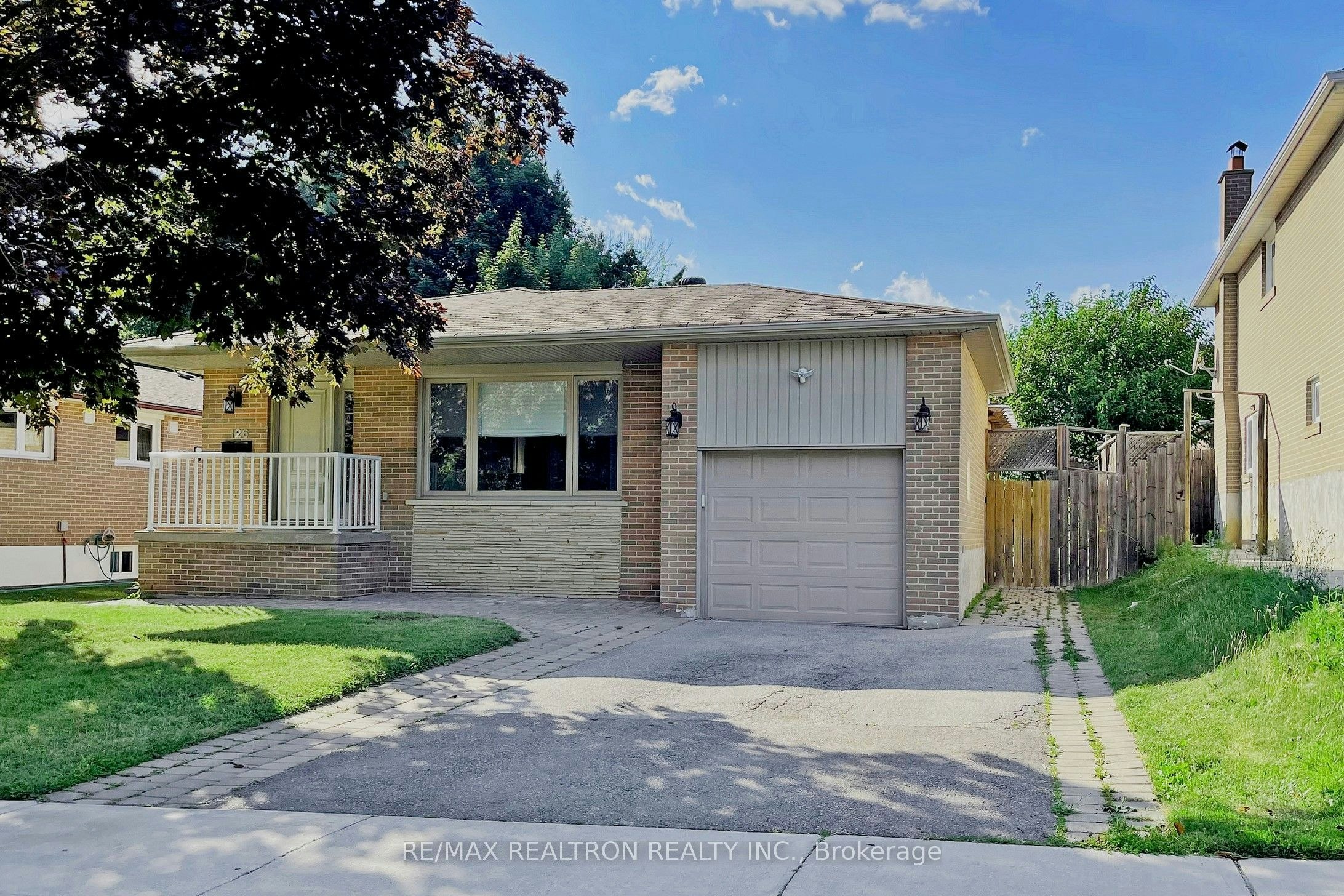 Basem-126 Brahms Avenue, Toronto, ON, M2H 1H8