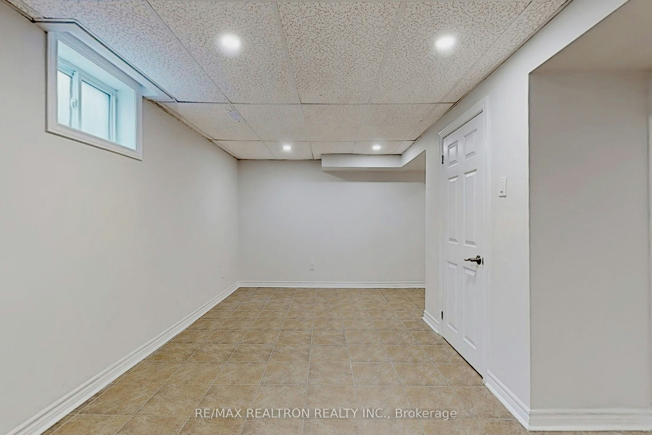 Basem-126 Brahms Avenue, Toronto, ON, M2H 1H8 - 3