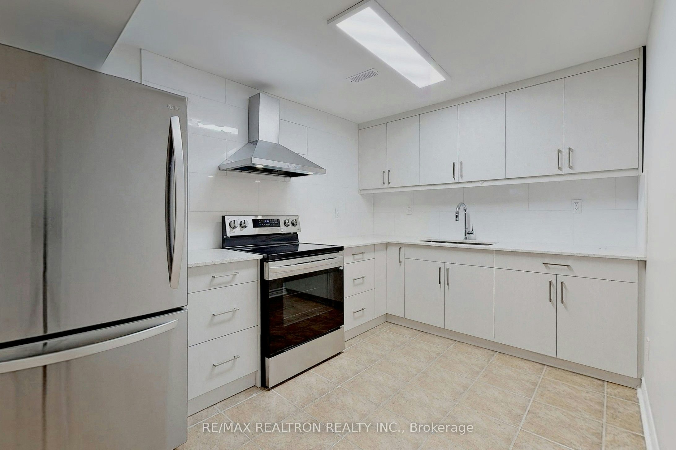 Basem-126 Brahms Avenue, Toronto, ON, M2H 1H8 - 6