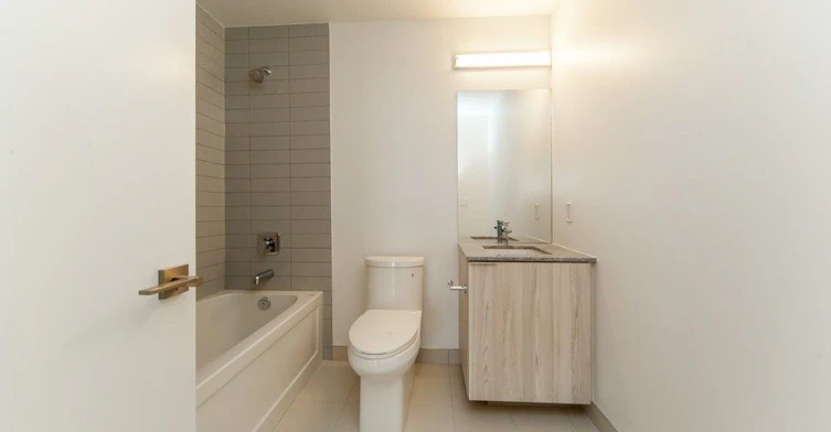 1207-50 Ordnance Street, Toronto, ON, M6K 0C9 - 7