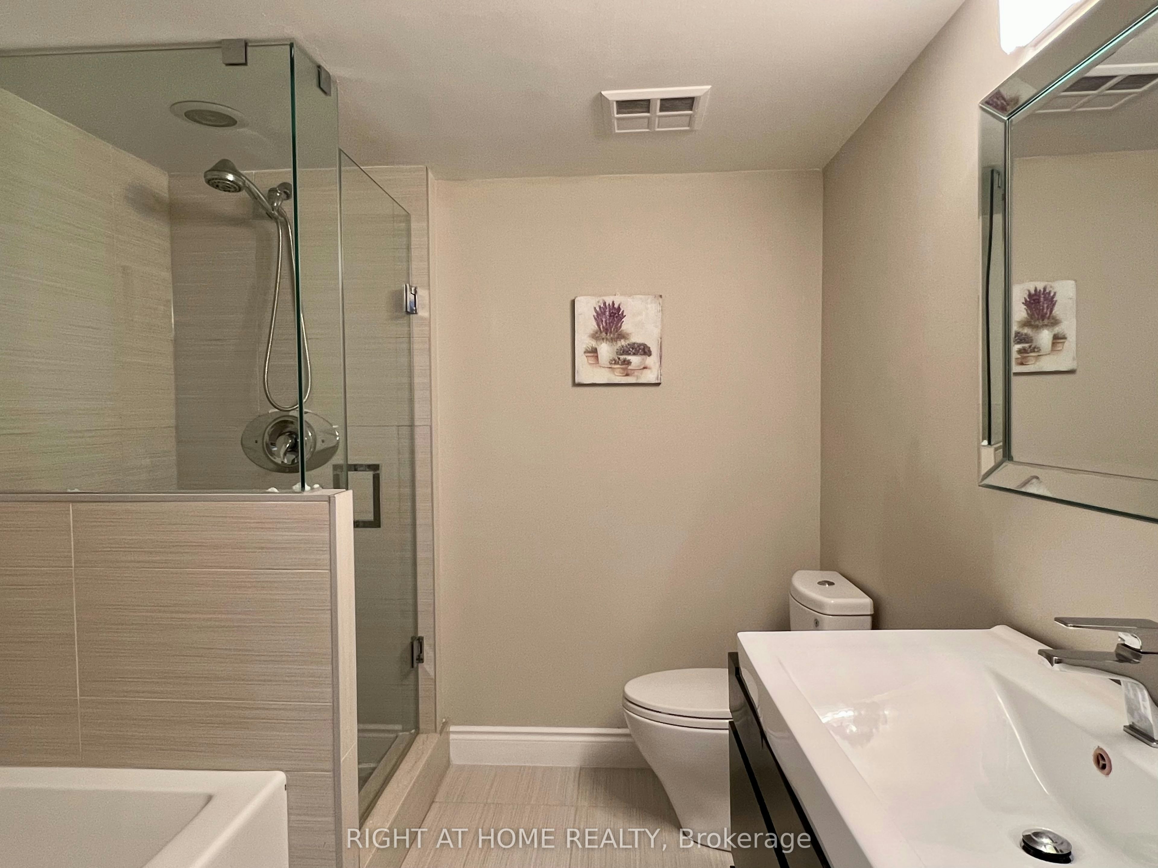702-28 Harrison Garden Boulevard, Toronto, ON, M2N 7B5 - 9