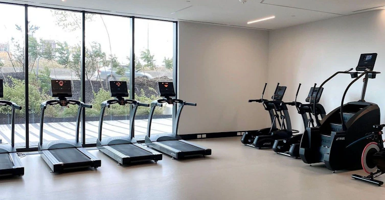 913 (Room 2)-30 Tretti Way, Toronto, ON, M3H 0E3 - 6