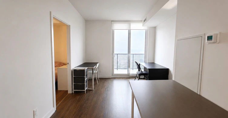 913 (Room 2)-30 Tretti Way, Toronto, ON, M3H 0E3