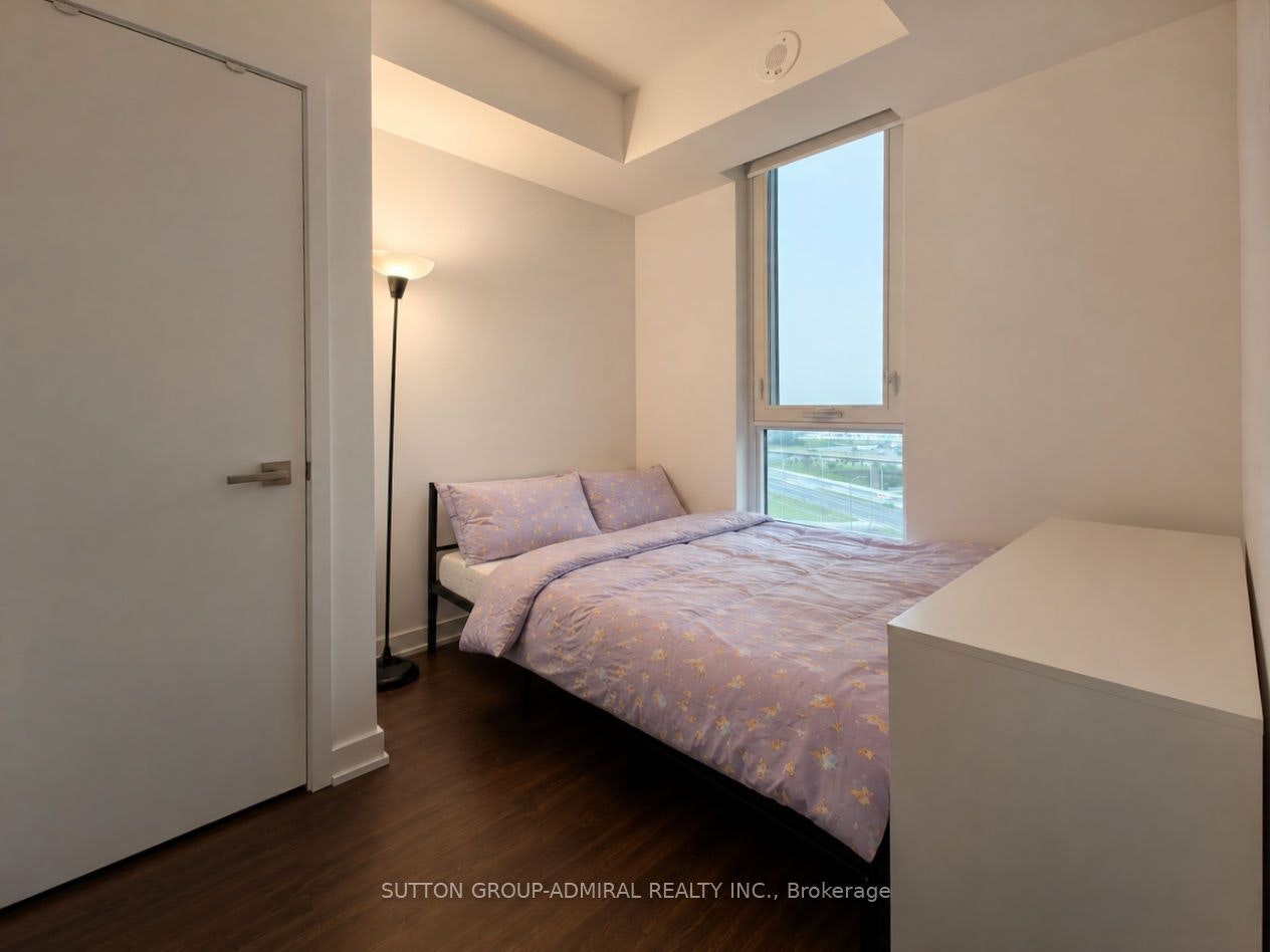 913 (Room 2)-30 Tretti Way, Toronto, ON, M3H 0E3 - 2