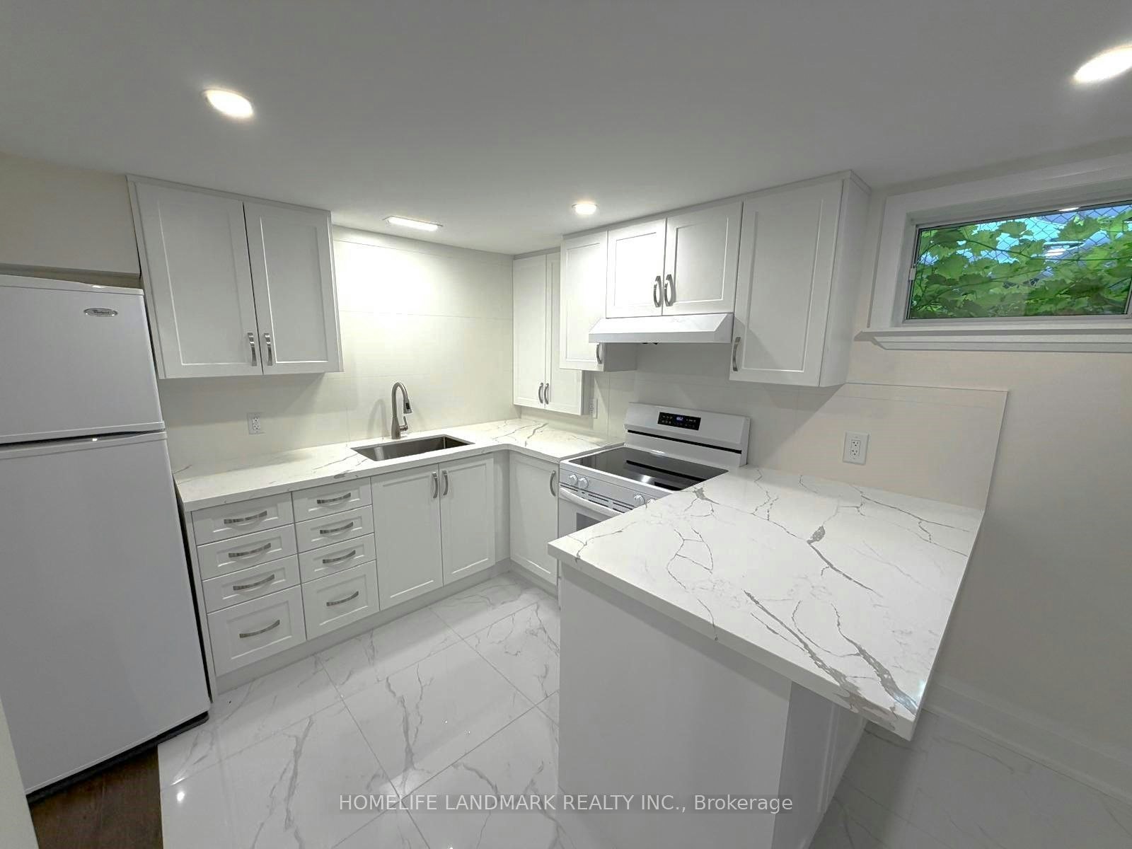 Basement-126 Fenside Drive, Toronto, ON, M3A 2V8 - 4
