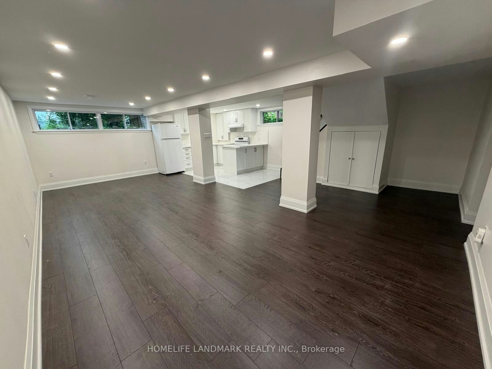 Basement-126 Fenside Drive, Toronto, ON, M3A 2V8