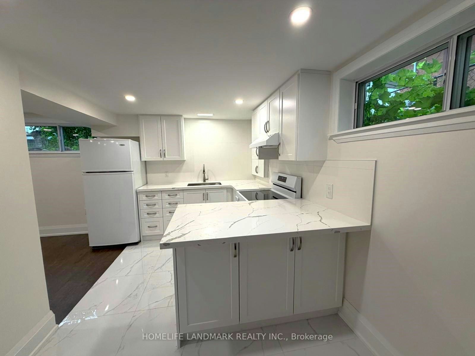 Basement-126 Fenside Drive, Toronto, ON, M3A 2V8 - 3