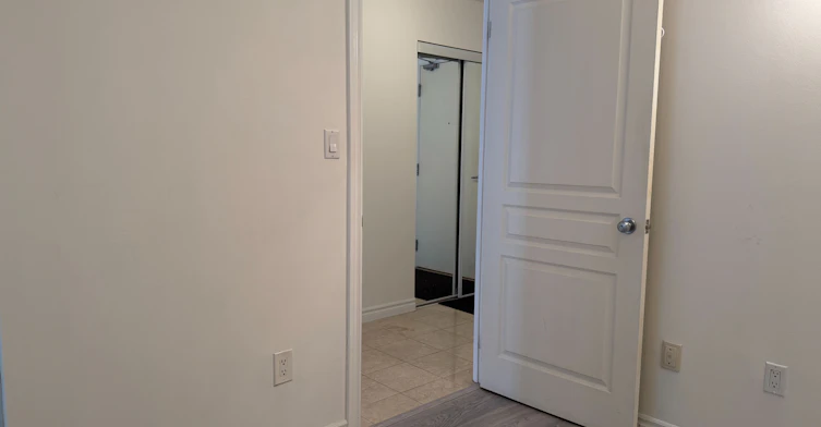 602-801 Bay Street, Toronto, ON, M5S 1Y9 - 16
