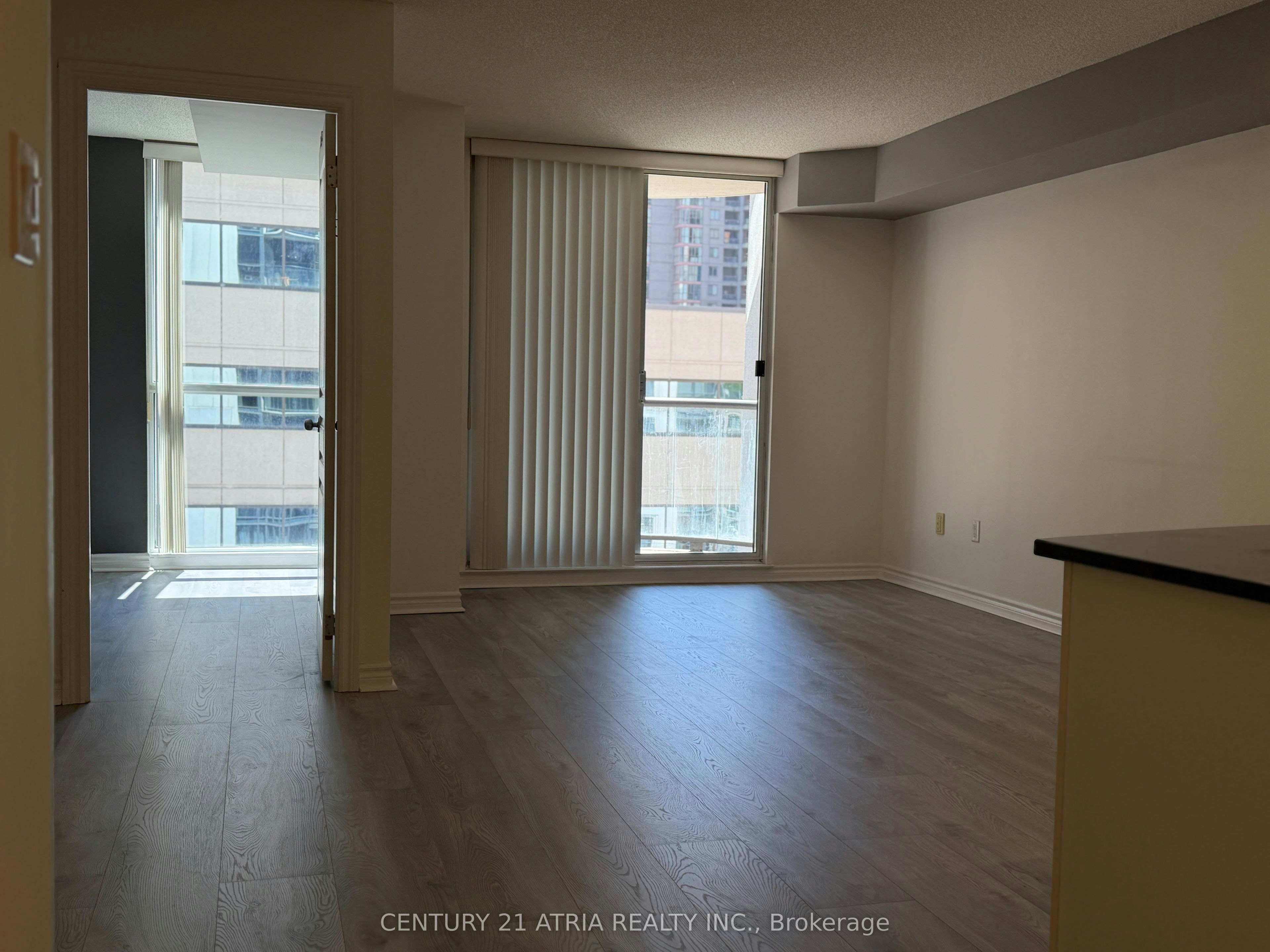 602-801 Bay Street, Toronto, ON, M5S 1Y9 - 7