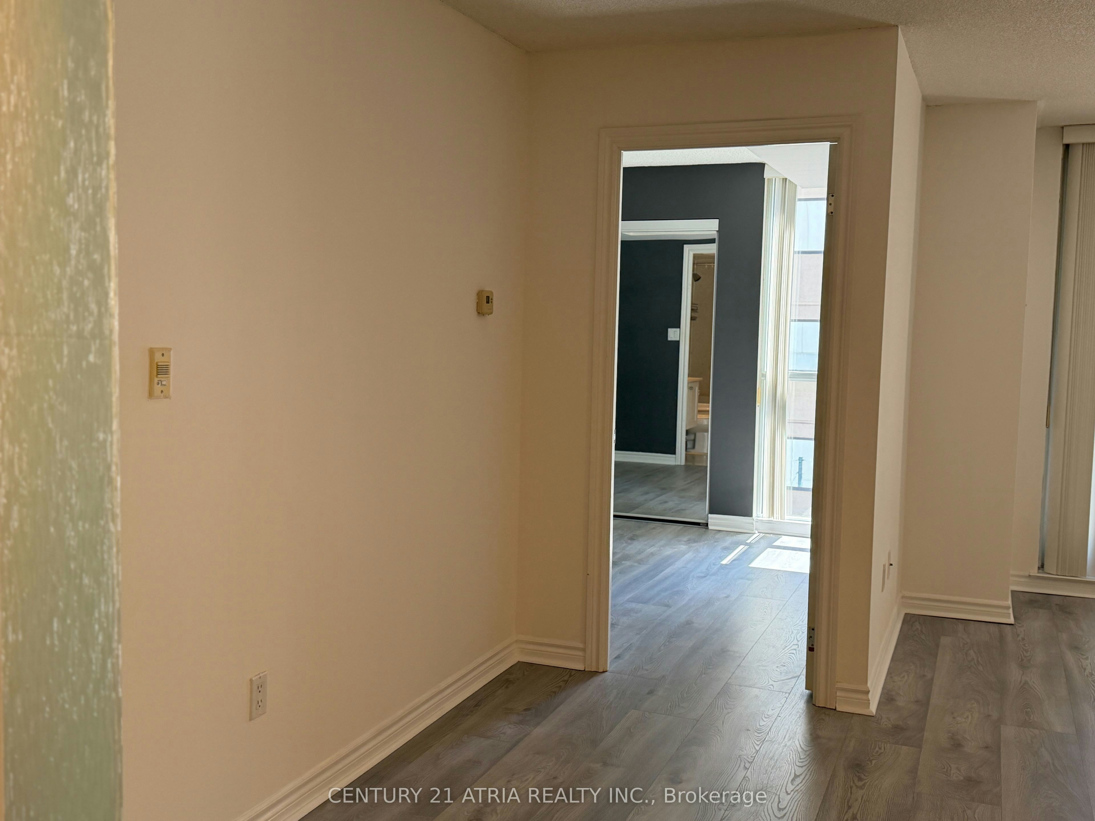602-801 Bay Street, Toronto, ON, M5S 1Y9 - 11