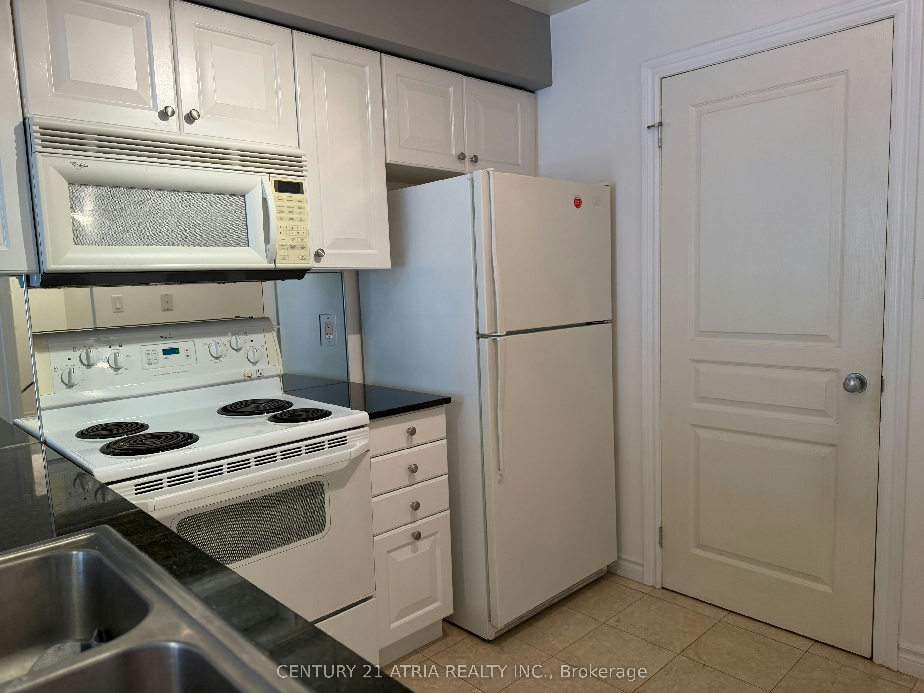 602-801 Bay Street, Toronto, ON, M5S 1Y9 - 4