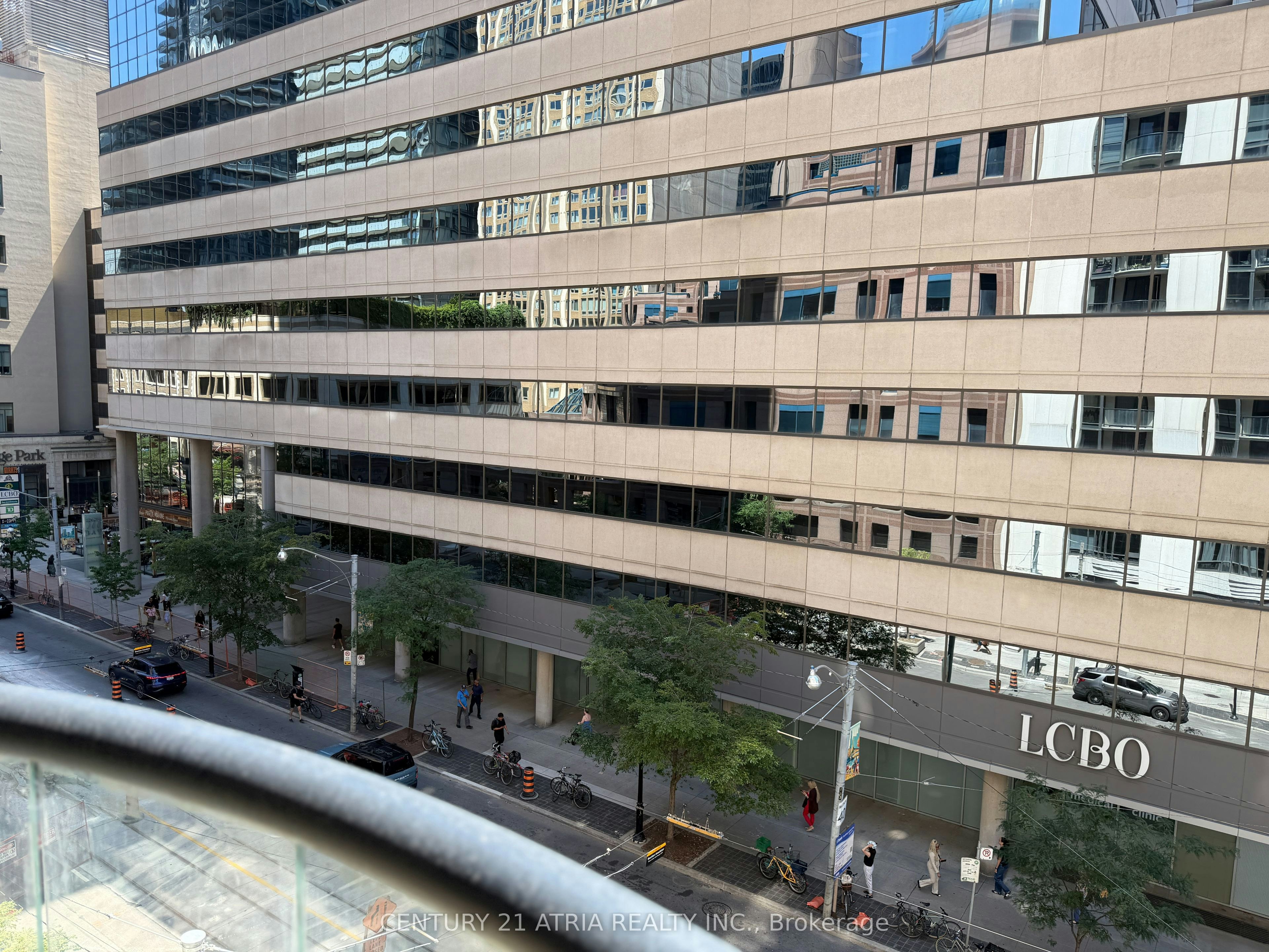 602-801 Bay Street, Toronto, ON, M5S 1Y9 - 18
