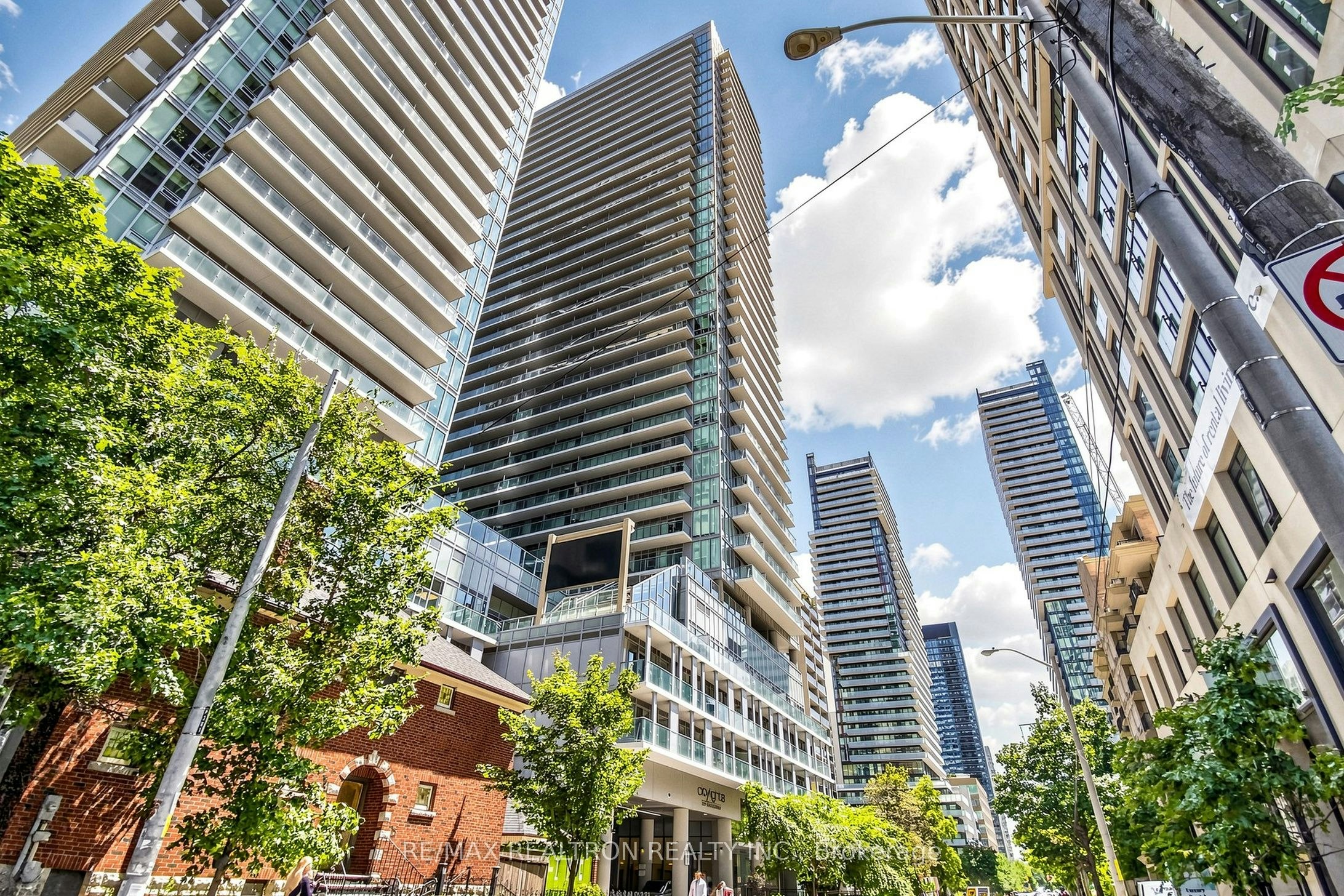 1612-195 Redpath Avenue, Toronto, ON, M4P 0E4