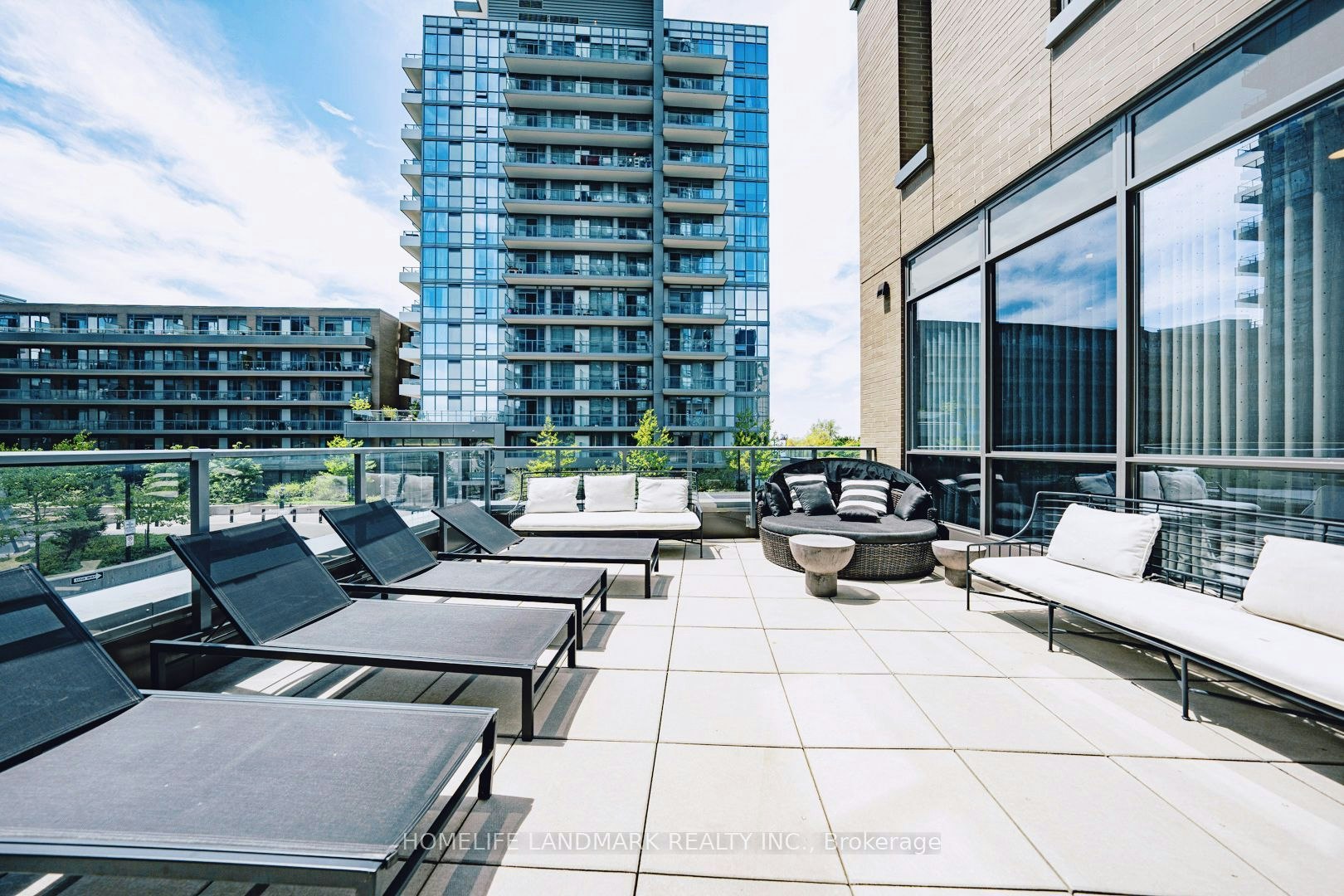 906-56 Forest Manor Road, Toronto, ON, M2J 0E5 - 16