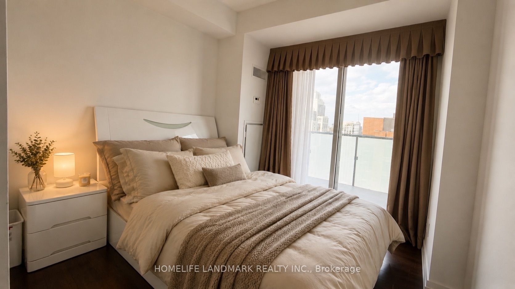3010-1080 Bay Street, Toronto, ON, M5S 0A6 - 10