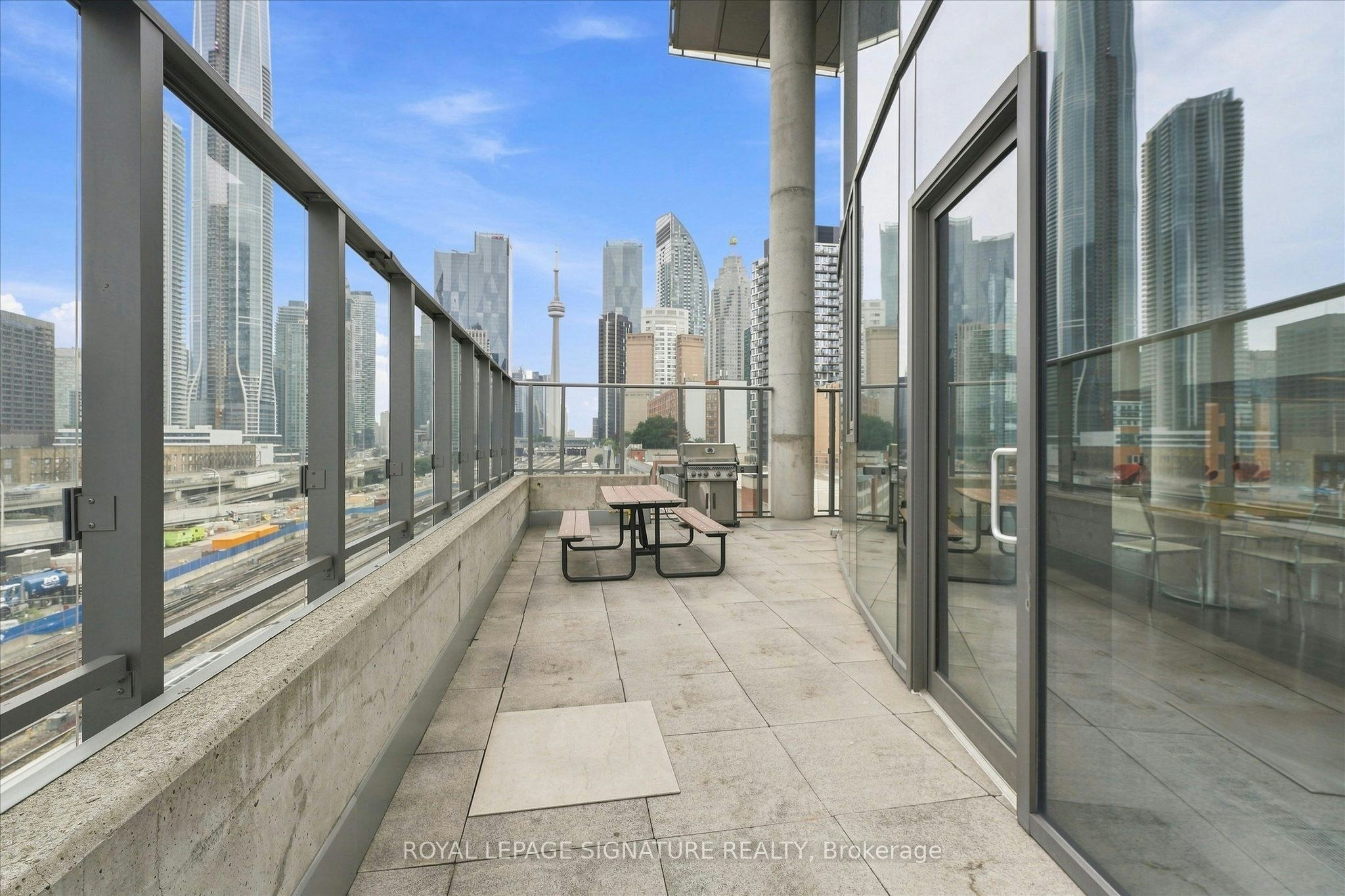 421-3 Market Street, Toronto, ON, M5E 0A3 - 23