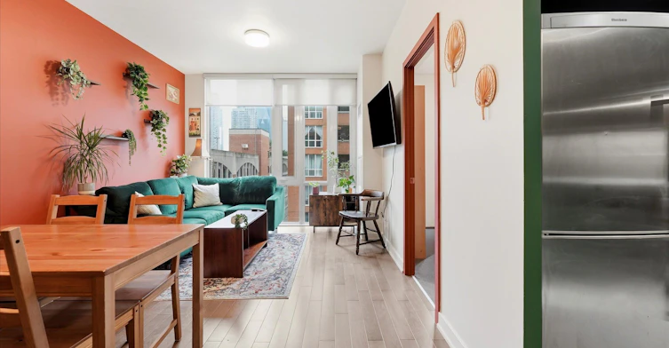 421-3 Market Street, Toronto, ON, M5E 0A3 - 2