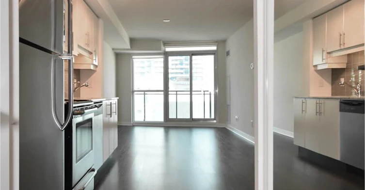 902-33 Bay Street, Toronto, ON, M5J 2Z3 - 2