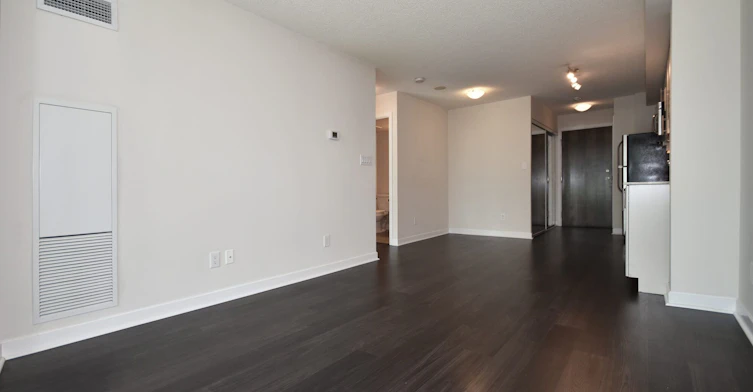 902-33 Bay Street, Toronto, ON, M5J 2Z3 - 6