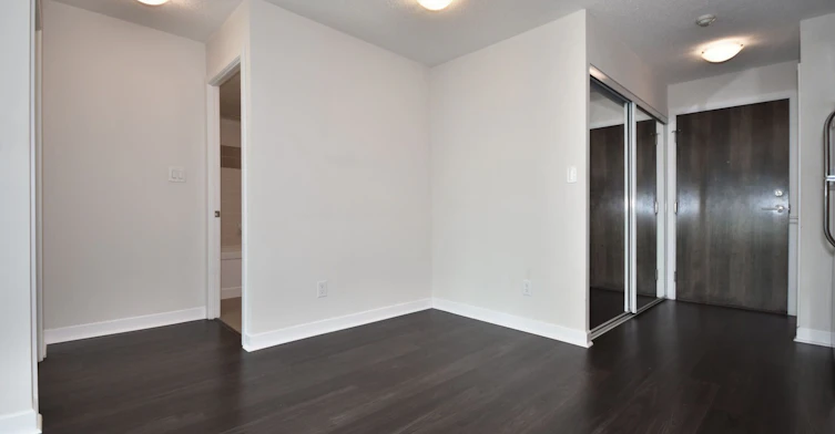 902-33 Bay Street, Toronto, ON, M5J 2Z3 - 7
