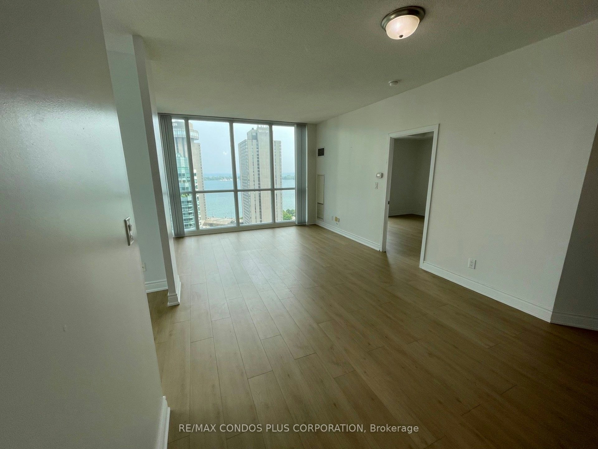 2508-18 Harbour Street, Toronto, ON, M5J 2Z6 - 8