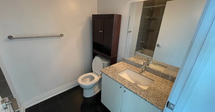 2508-18 Harbour Street, Toronto, ON, M5J 2Z6 - 18