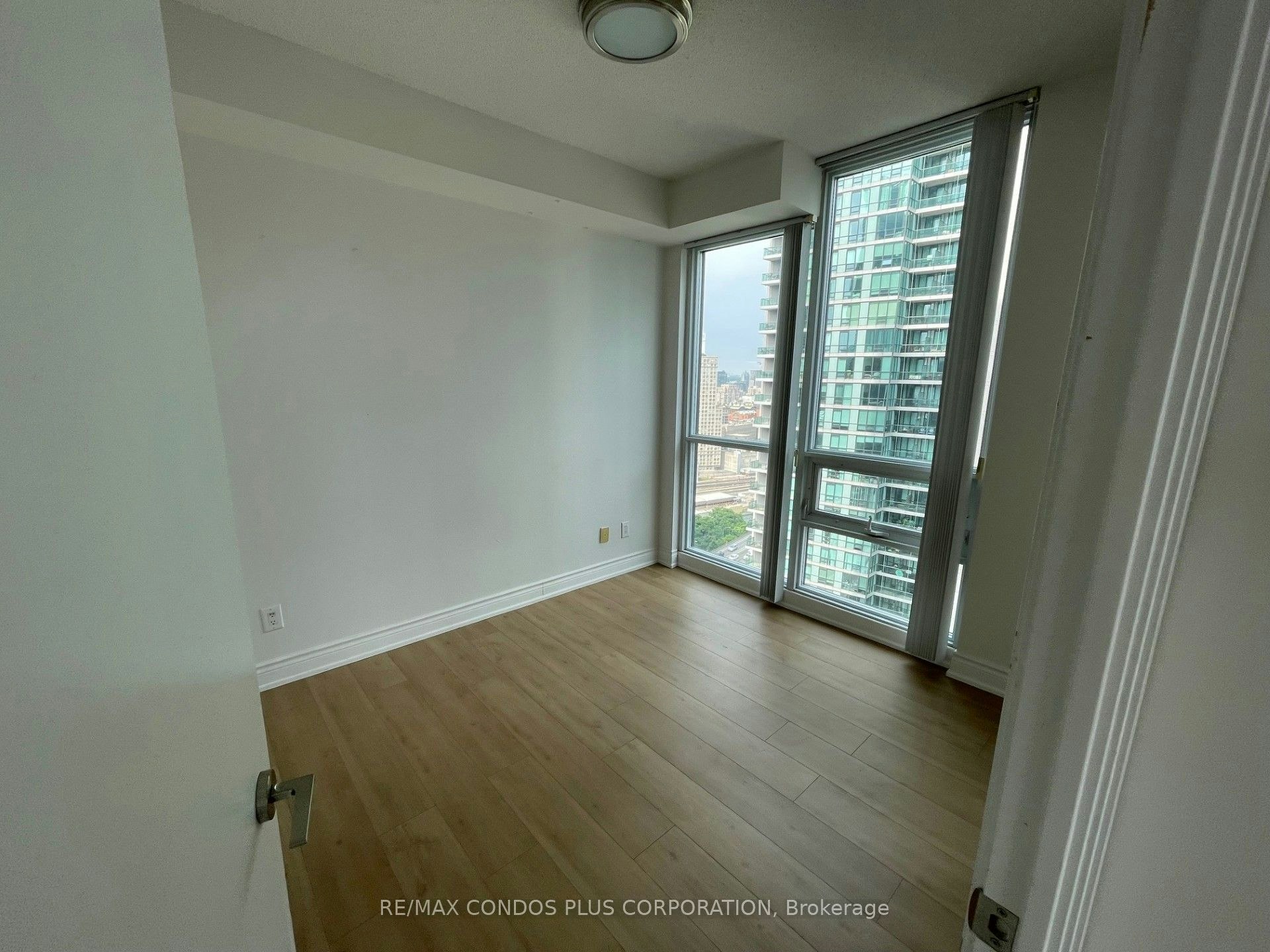 2508-18 Harbour Street, Toronto, ON, M5J 2Z6 - 20