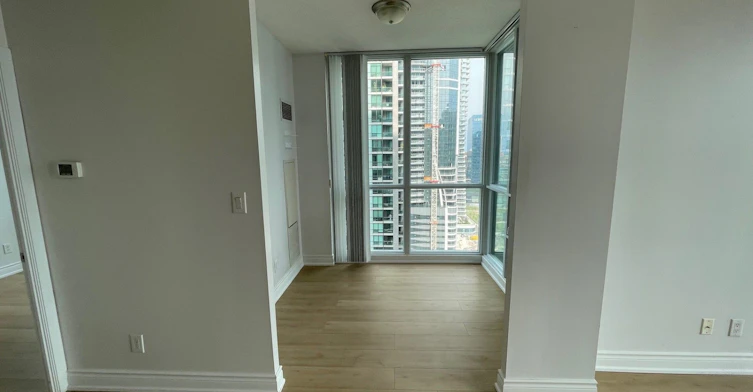2508-18 Harbour Street, Toronto, ON, M5J 2Z6 - 9