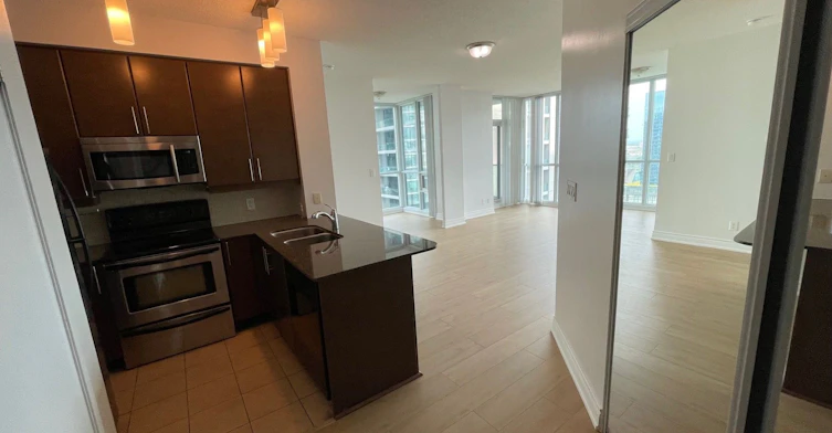 2508-18 Harbour Street, Toronto, ON, M5J 2Z6 - 4