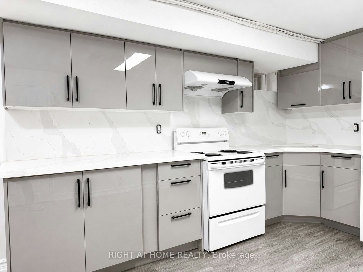 #Basement-380 Lansdowne Avenue, Toronto, ON, M6H 3Y3 - 6