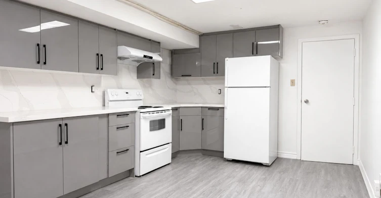 #Basement-380 Lansdowne Avenue, Toronto, ON, M6H 3Y3 - 5