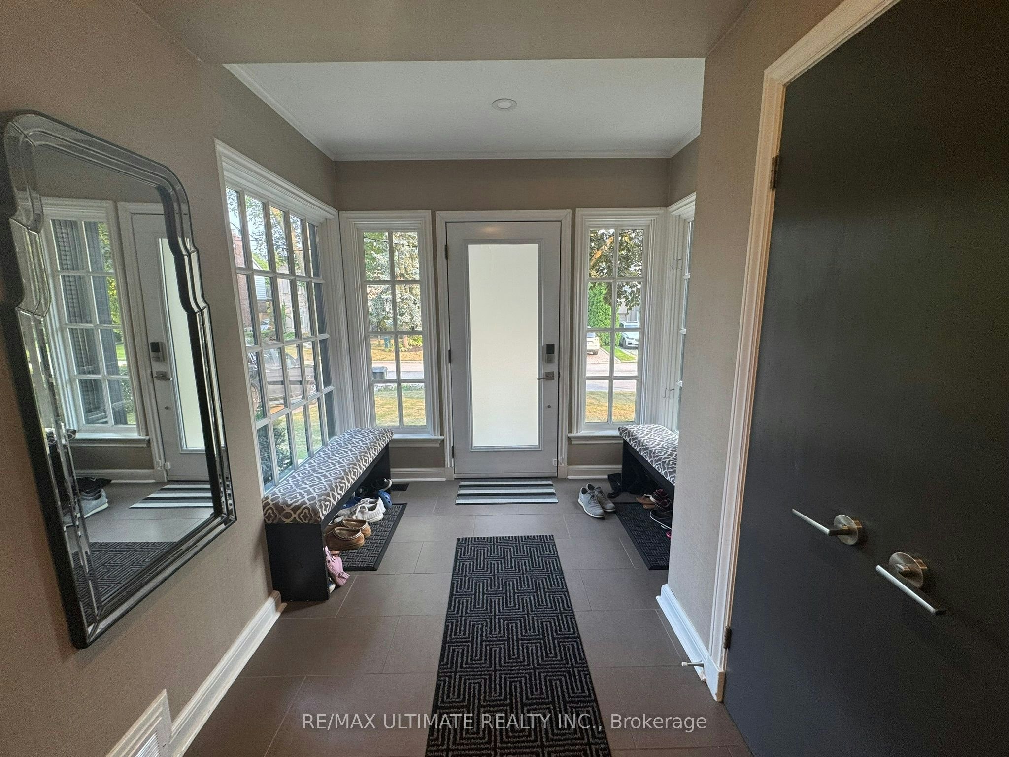10 Noel Avenue, Toronto, ON, M4G 1B3 - 2