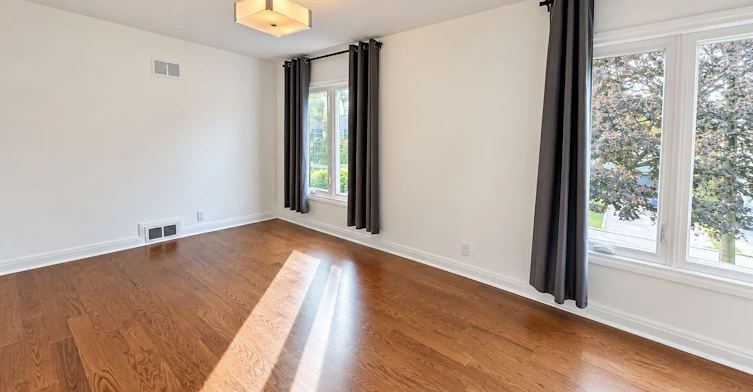 10 Noel Avenue, Toronto, ON, M4G 1B3 - 22