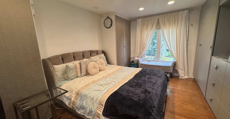 10 Noel Avenue, Toronto, ON, M4G 1B3 - 12