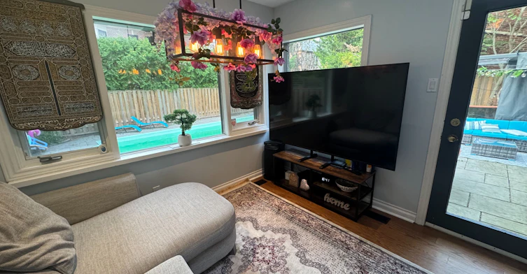 10 Noel Avenue, Toronto, ON, M4G 1B3 - 8