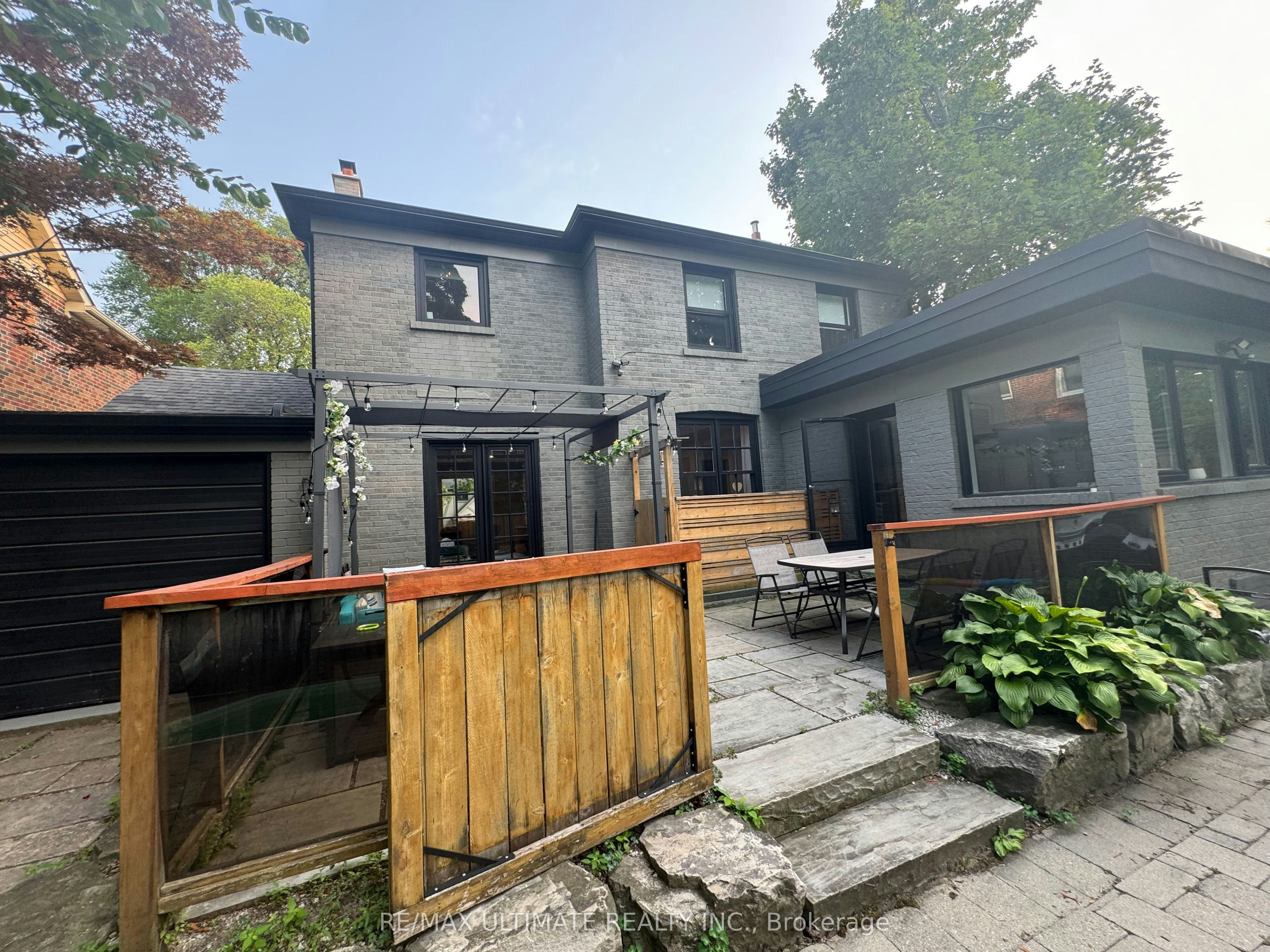 10 Noel Avenue, Toronto, ON, M4G 1B3 - 26