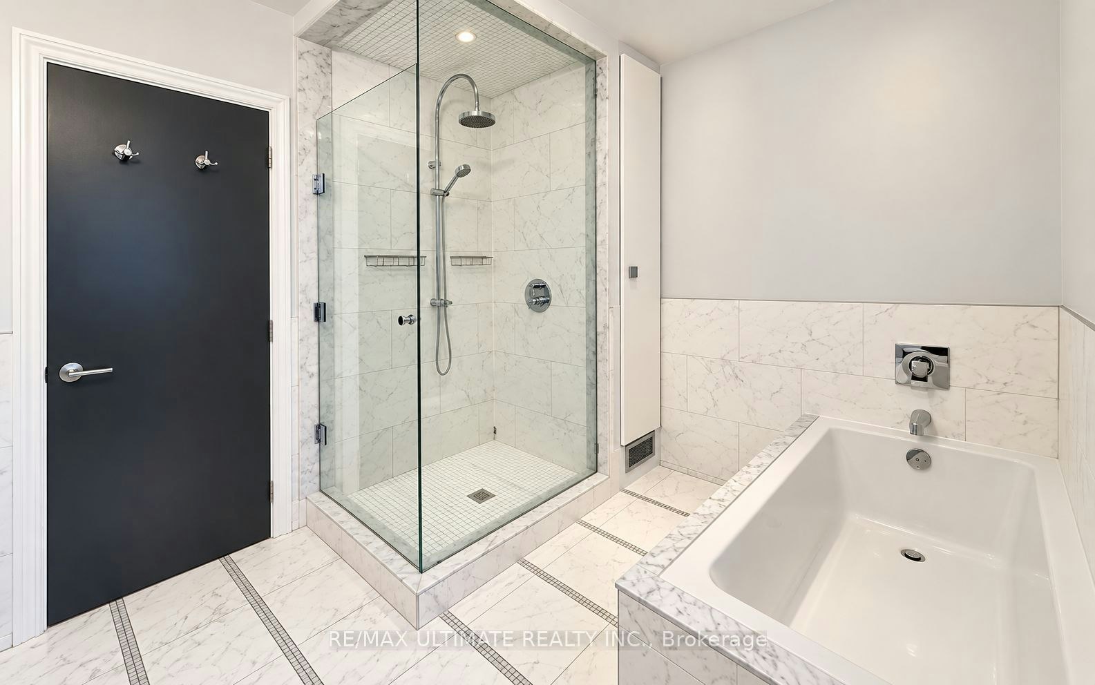 10 Noel Avenue, Toronto, ON, M4G 1B3 - 18