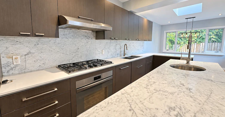 10 Noel Avenue, Toronto, ON, M4G 1B3 - 4