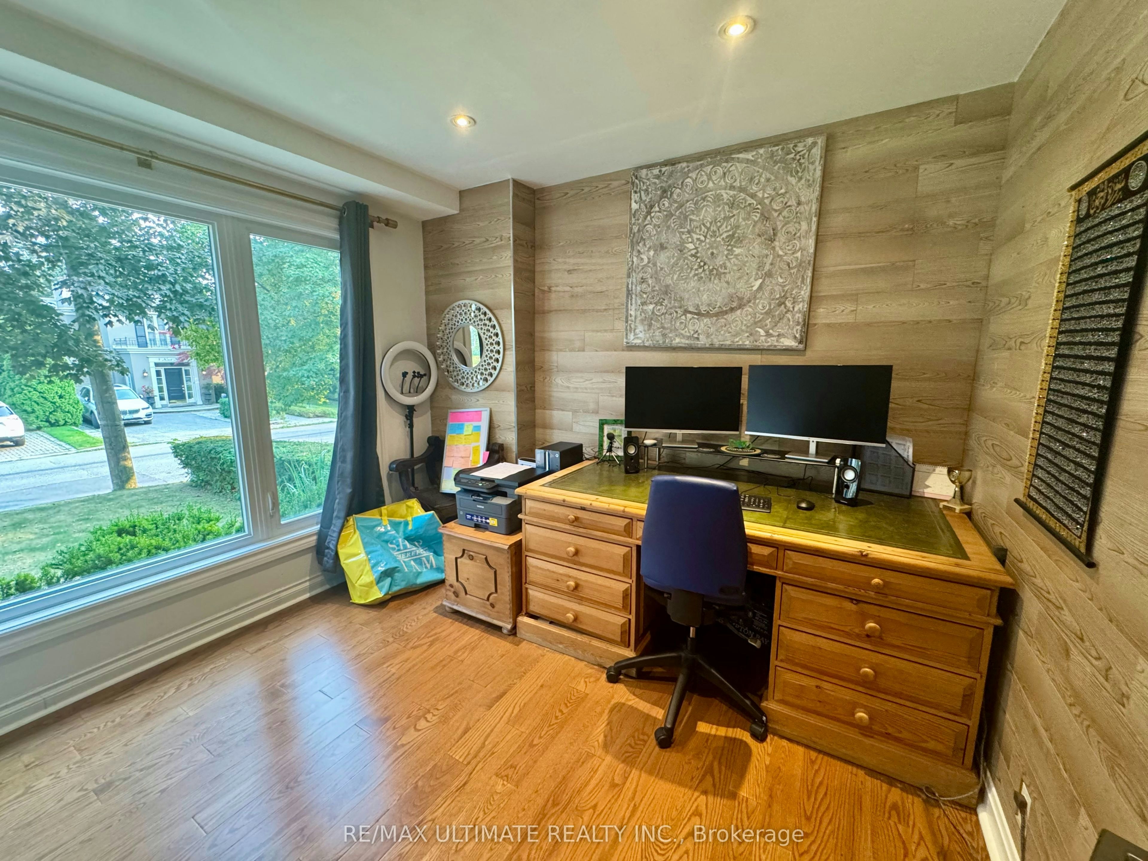 10 Noel Avenue, Toronto, ON, M4G 1B3 - 9