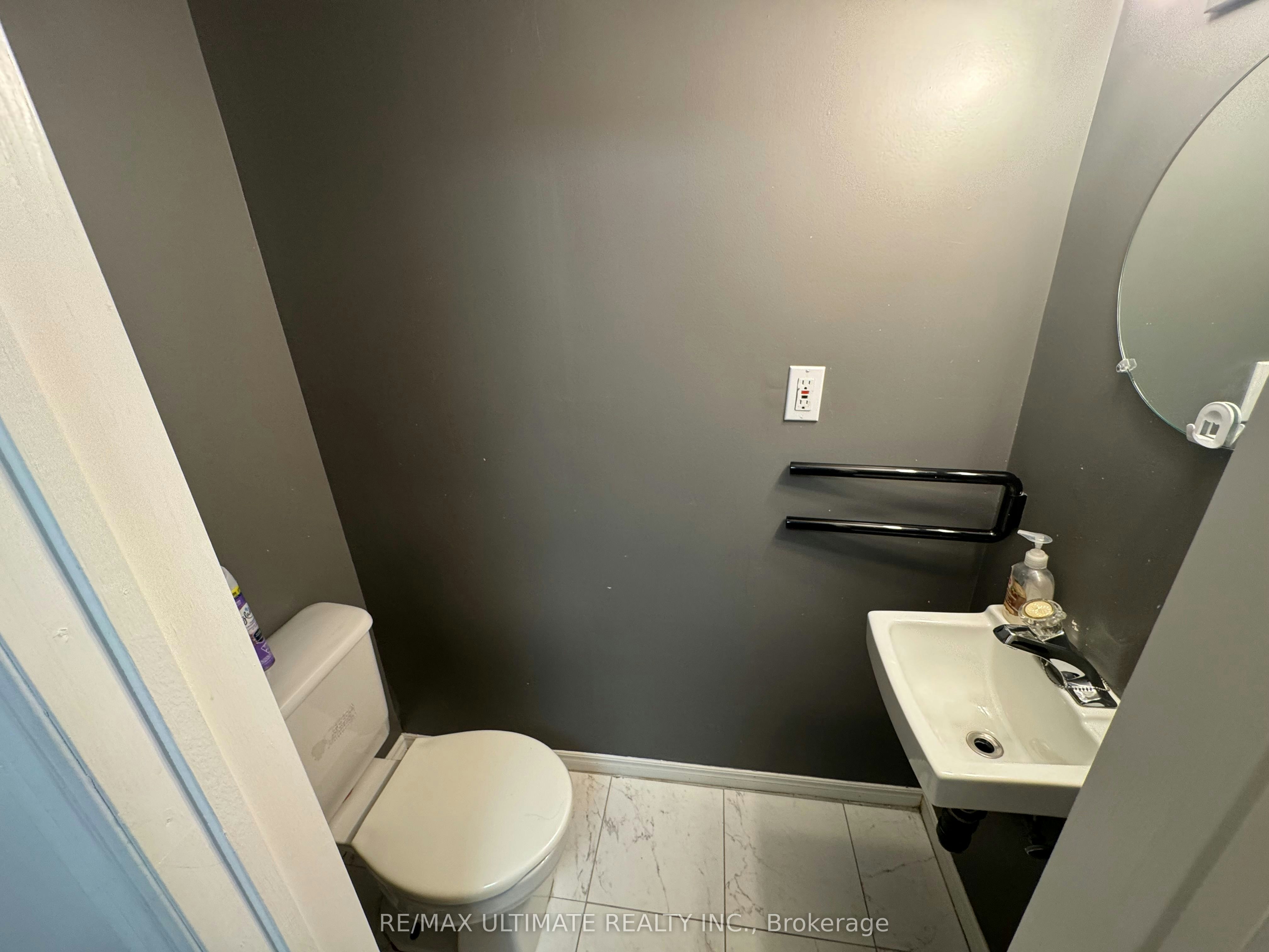 10 Noel Avenue, Toronto, ON, M4G 1B3 - 23