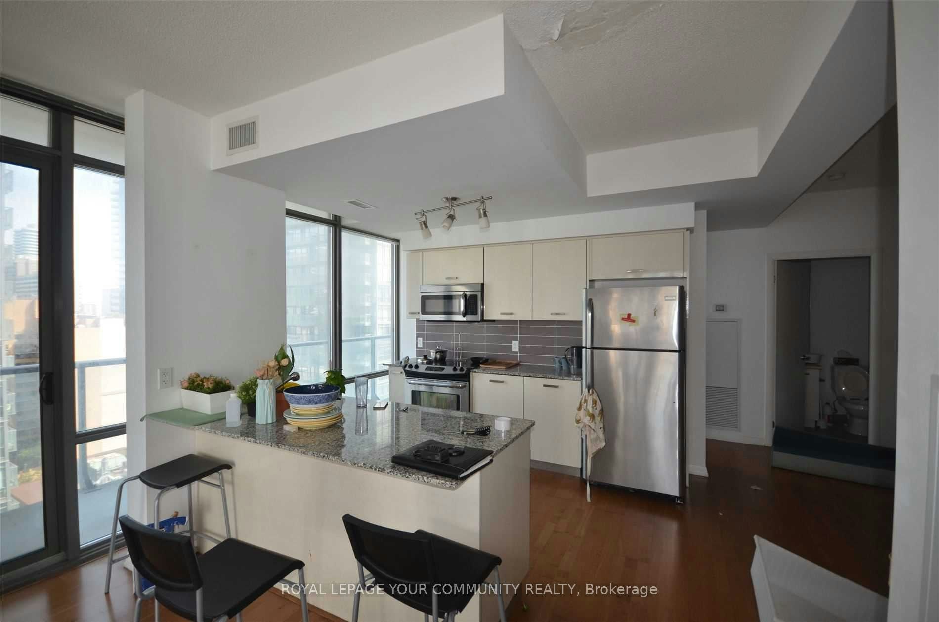 1505-832 Bay Street, Toronto, ON, M5S 1Z6 - 2
