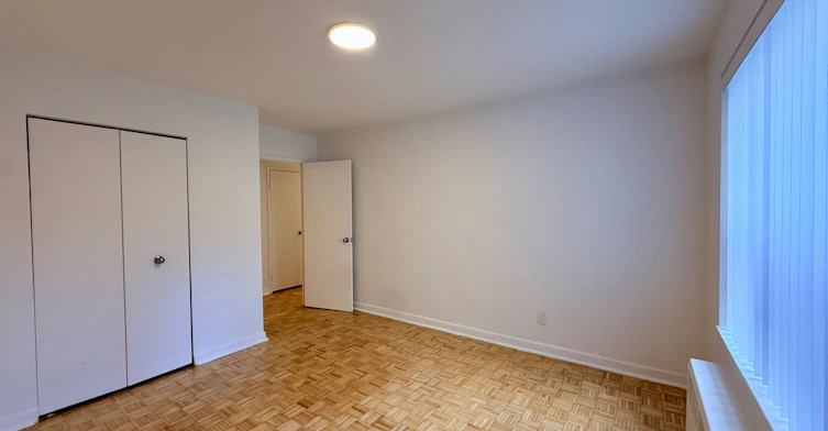 101-30 Upper Canada Drive, Toronto, ON, M2P 1S1 - 10