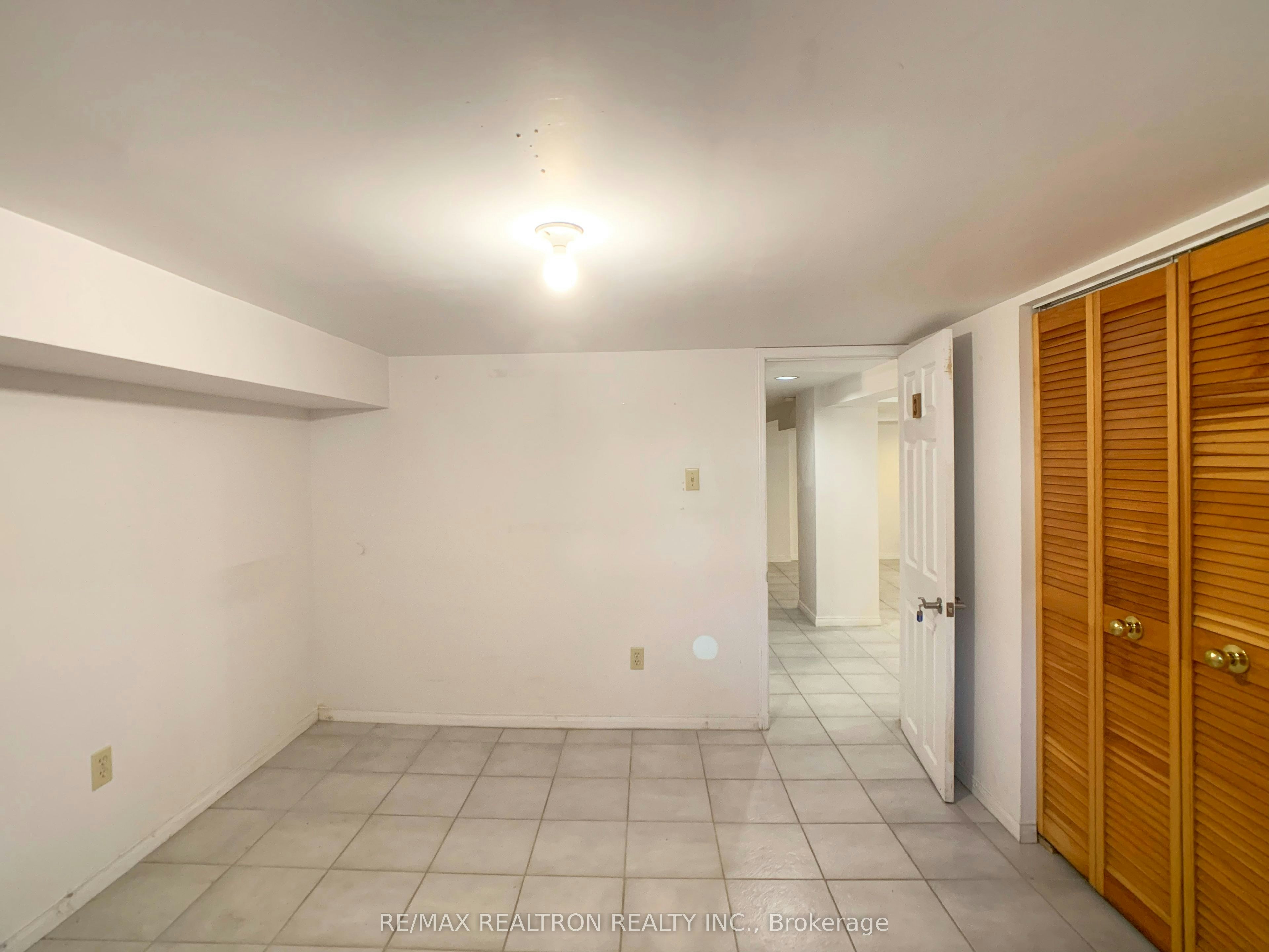 48 Mann Avenue, Toronto, ON, M4S 2Y3 - 20