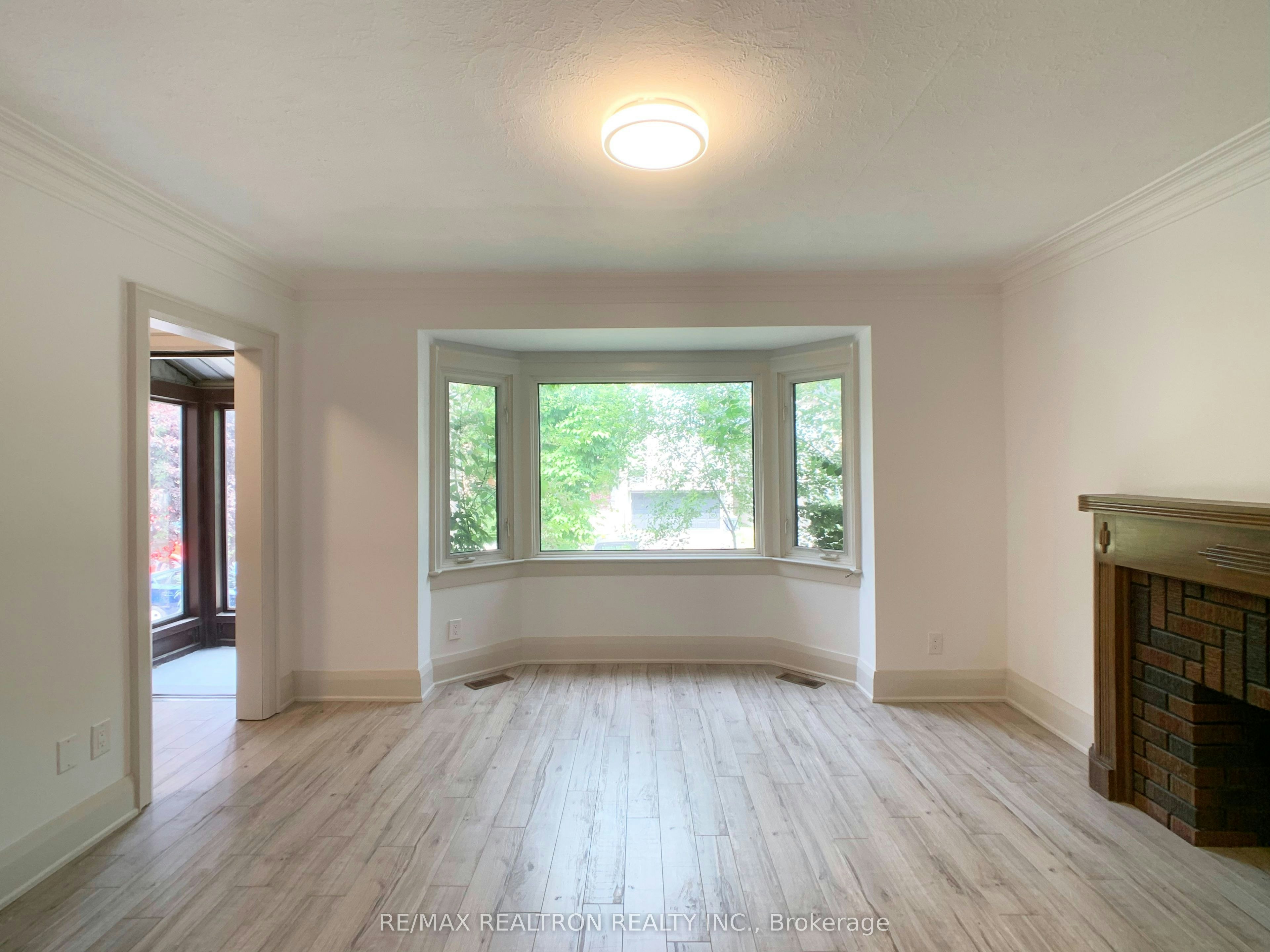 48 Mann Avenue, Toronto, ON, M4S 2Y3 - 3